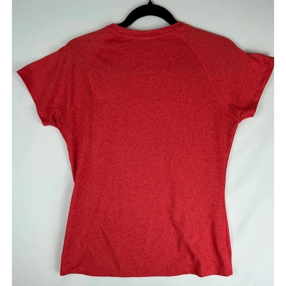 The North Face Red V-Neck Short Sleeve T-Shirt M - Picture 2 of 7